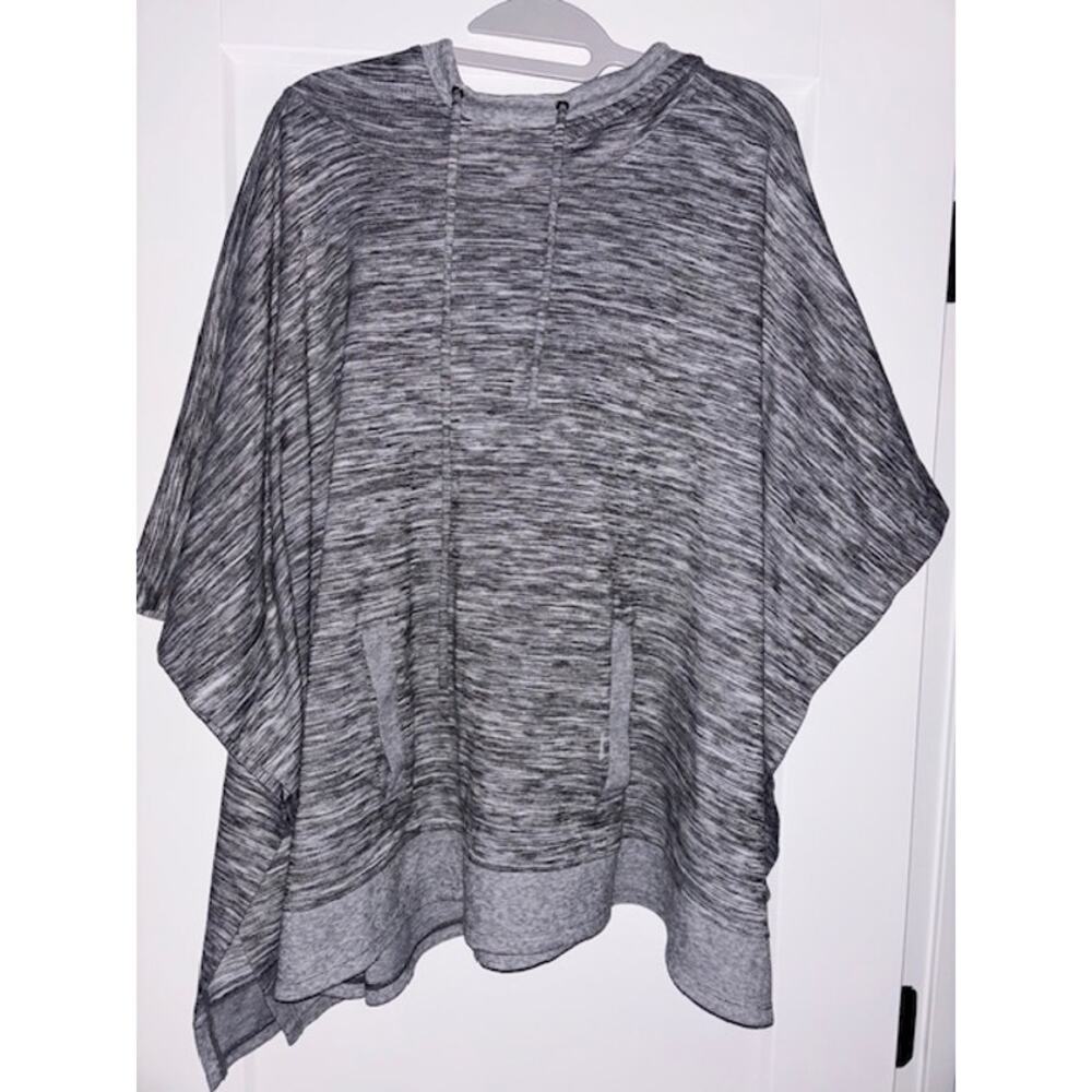 Talbots Space-Dyed Knit Poncho One Size Black White Heathered Casual Hoodie - Picture 1 of 9